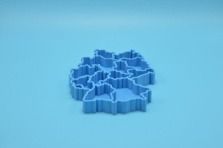 Silikonformen für Logos – Individuelle Eiswürfelform im Deutschland-Design in Blau.
